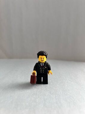 Lego Airline Pilot Minifigure